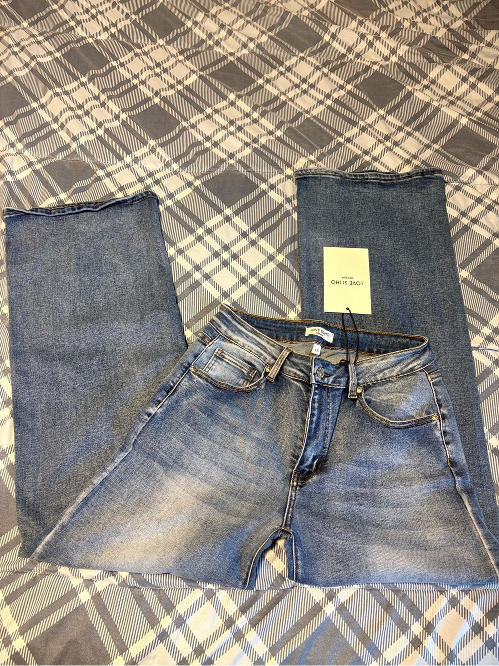 Women’s Love Soho wide leg jeans size 15 NWT
